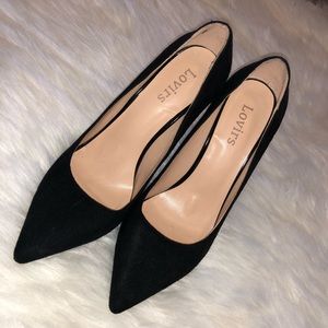 POINTED TOE HEELS IN BLACK